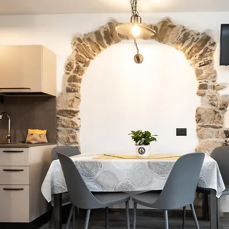 Bauernhof Agritur E-cinque Salurn